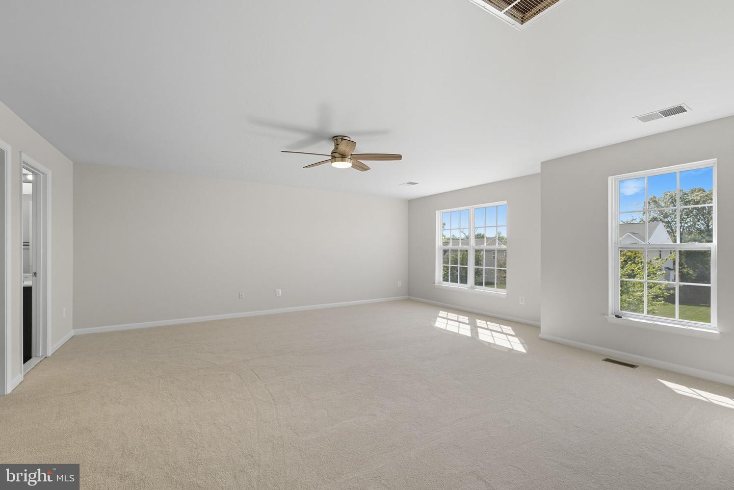 101 ARTHUR LN, WINCHESTER, Virginia 22602, 5 Bedrooms Bedrooms, ,3 BathroomsBathrooms,Residential,For sale,101 ARTHUR LN,VAFV2037146 MLS # VAFV2037146