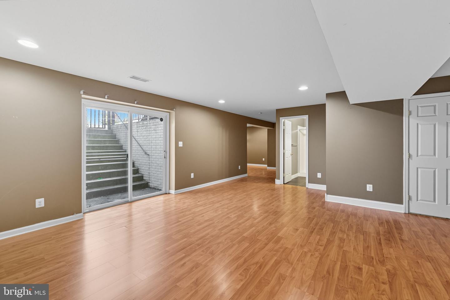 101 ARTHUR LN, WINCHESTER, Virginia 22602, 5 Bedrooms Bedrooms, ,3 BathroomsBathrooms,Residential,For sale,101 ARTHUR LN,VAFV2037146 MLS # VAFV2037146