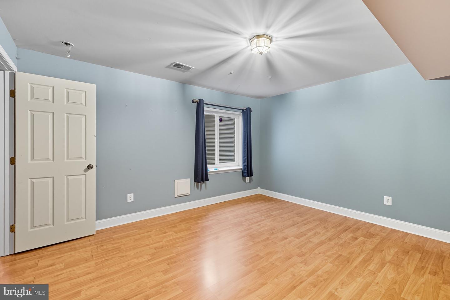 101 ARTHUR LN, WINCHESTER, Virginia 22602, 5 Bedrooms Bedrooms, ,3 BathroomsBathrooms,Residential,For sale,101 ARTHUR LN,VAFV2037146 MLS # VAFV2037146