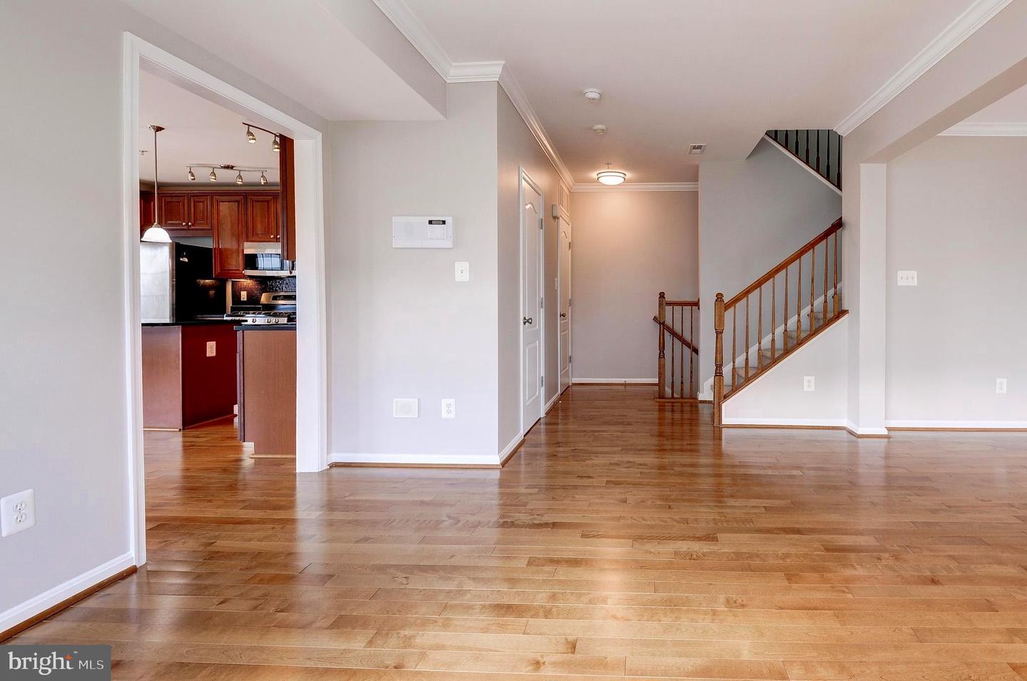 19293 HARLOW SQ, LEESBURG, Virginia 20176, 3 Bedrooms Bedrooms, ,2 BathroomsBathrooms,Residential,For sale,19293 HARLOW SQ,VALO2107988 MLS # VALO2107988