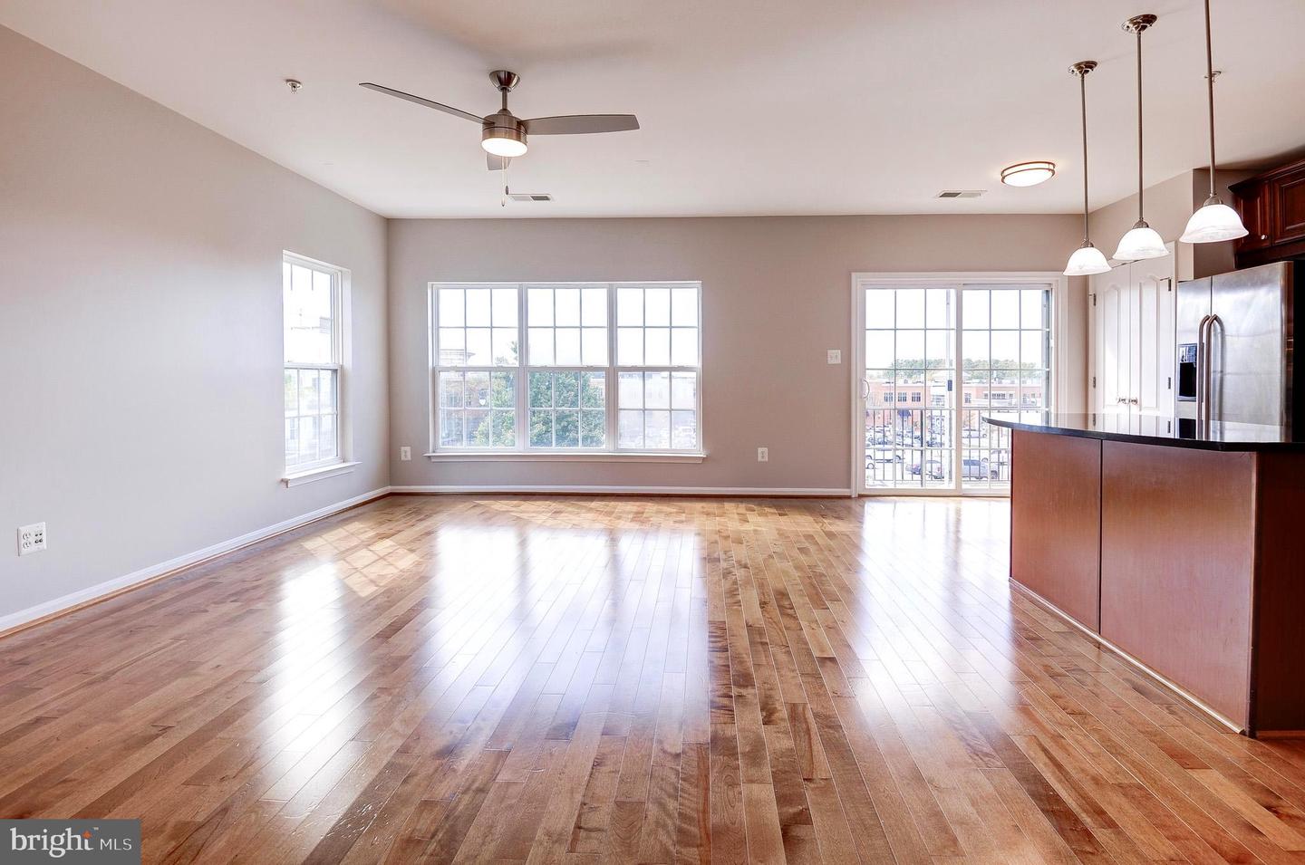 19293 HARLOW SQ, LEESBURG, Virginia 20176, 3 Bedrooms Bedrooms, ,2 BathroomsBathrooms,Residential,For sale,19293 HARLOW SQ,VALO2107988 MLS # VALO2107988