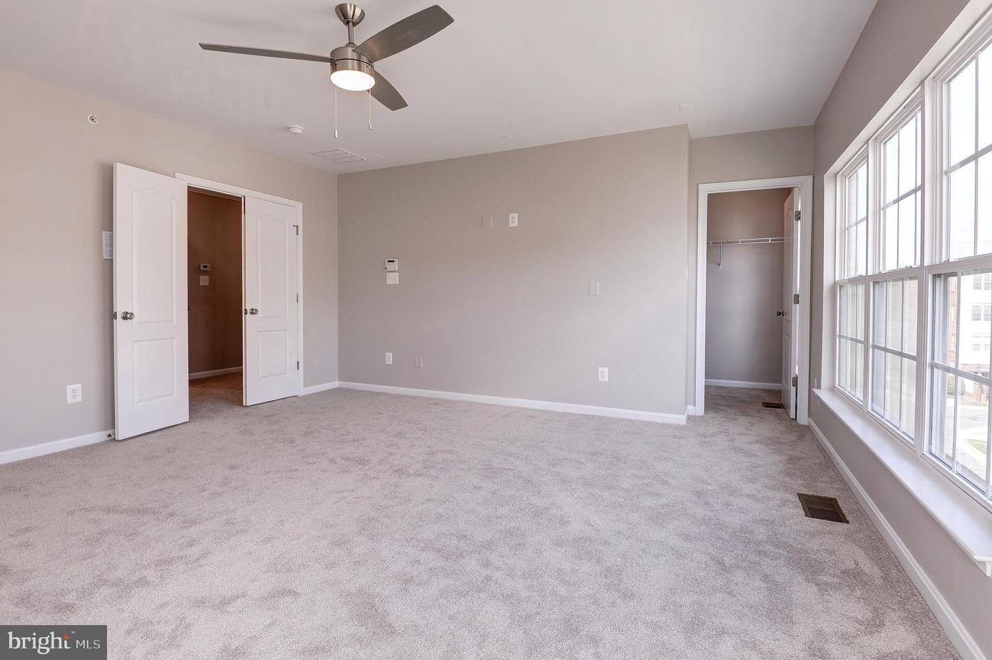 19293 HARLOW SQ, LEESBURG, Virginia 20176, 3 Bedrooms Bedrooms, ,2 BathroomsBathrooms,Residential,For sale,19293 HARLOW SQ,VALO2107988 MLS # VALO2107988