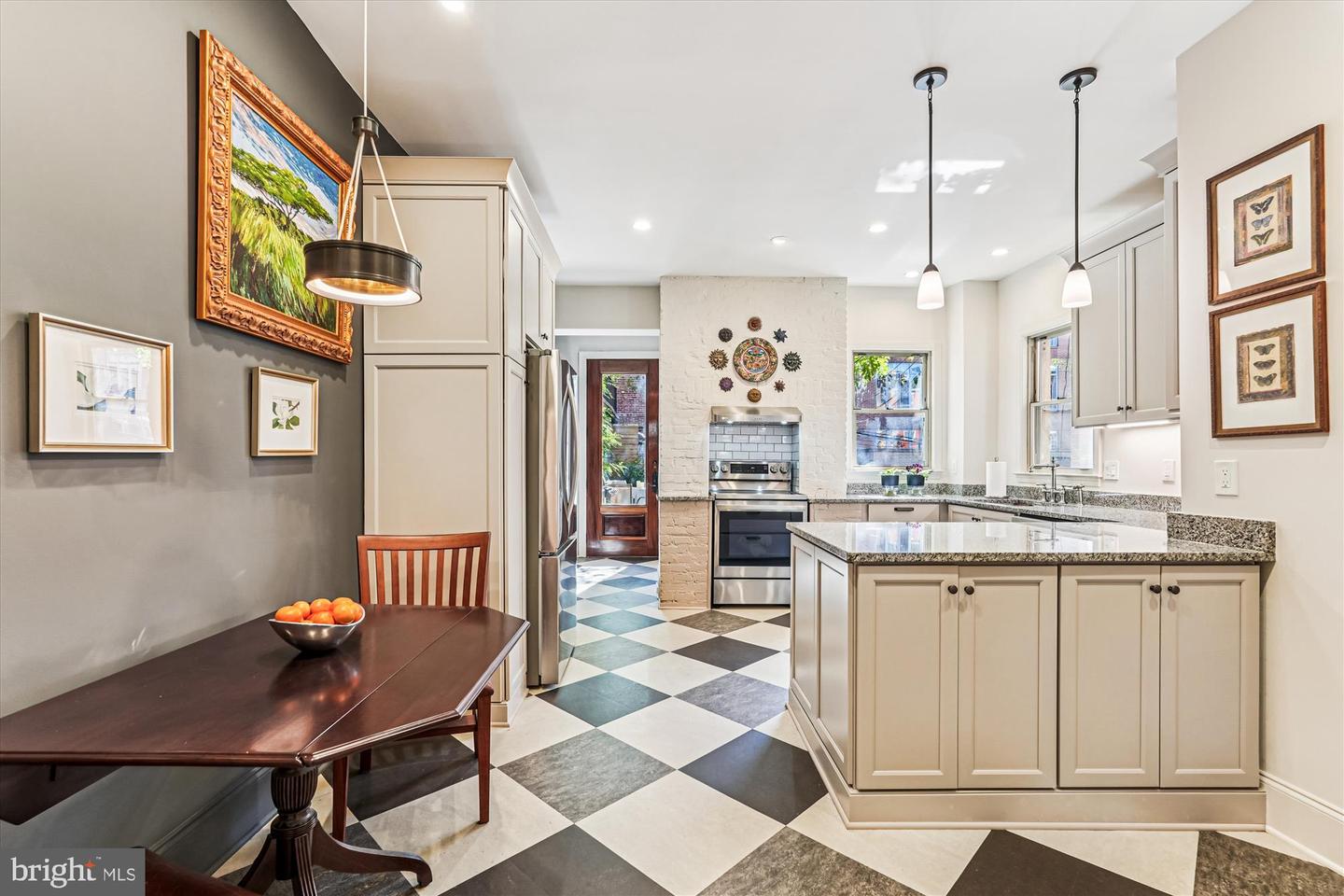 1420 Q ST NW, WASHINGTON, District Of Columbia 20009, 6 Bedrooms Bedrooms, ,3 BathroomsBathrooms,Residential,For sale,1420 Q ST NW,DCDC2225054 MLS # DCDC2225054