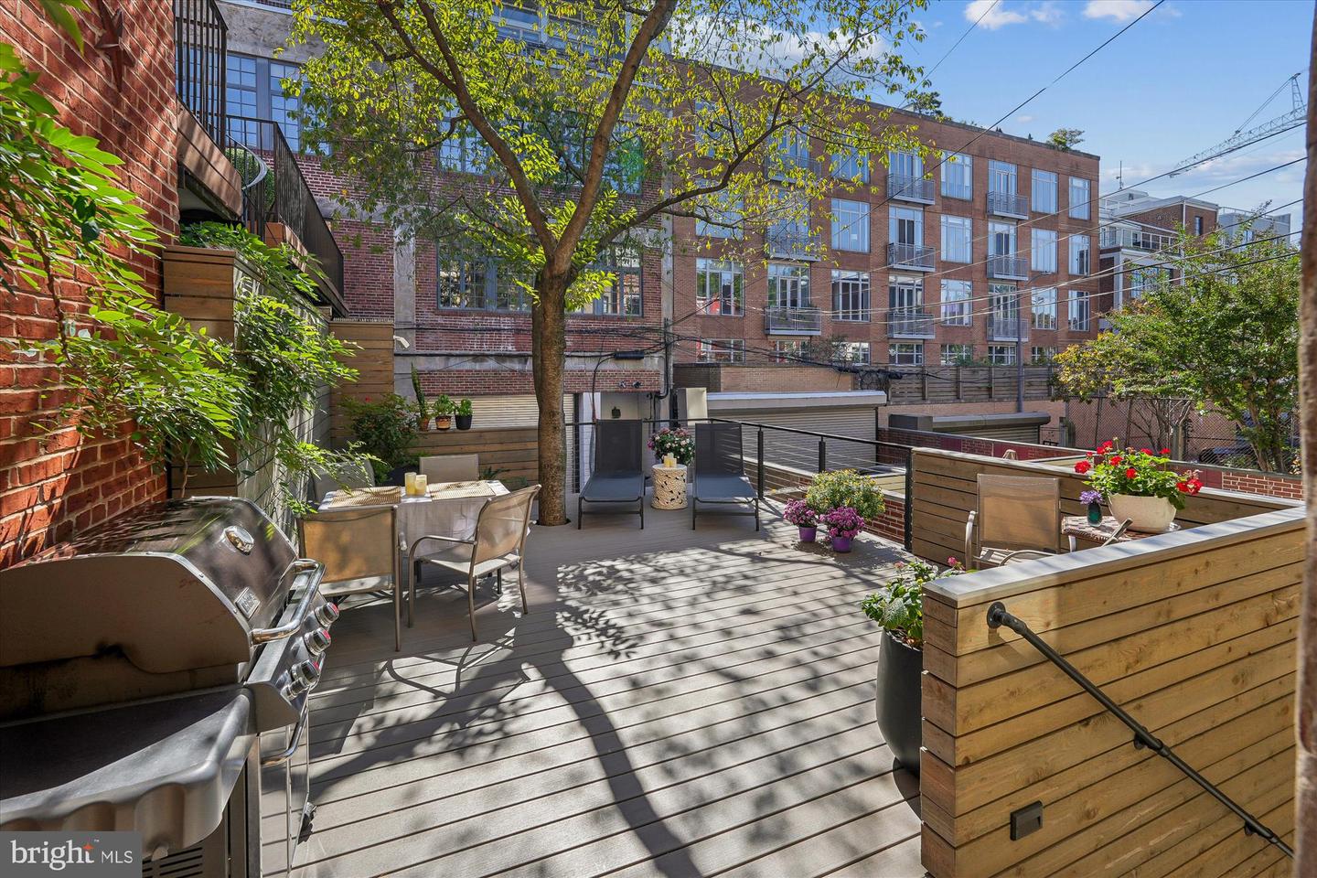 1420 Q ST NW, WASHINGTON, District Of Columbia 20009, 6 Bedrooms Bedrooms, ,3 BathroomsBathrooms,Residential,For sale,1420 Q ST NW,DCDC2225054 MLS # DCDC2225054
