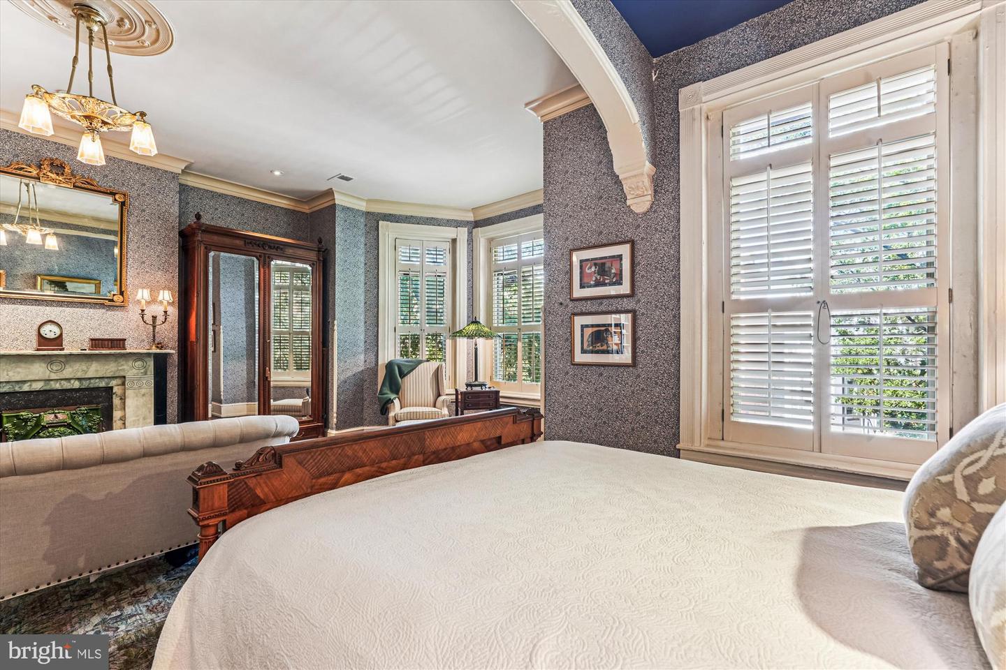 1420 Q ST NW, WASHINGTON, District Of Columbia 20009, 6 Bedrooms Bedrooms, ,3 BathroomsBathrooms,Residential,For sale,1420 Q ST NW,DCDC2225054 MLS # DCDC2225054