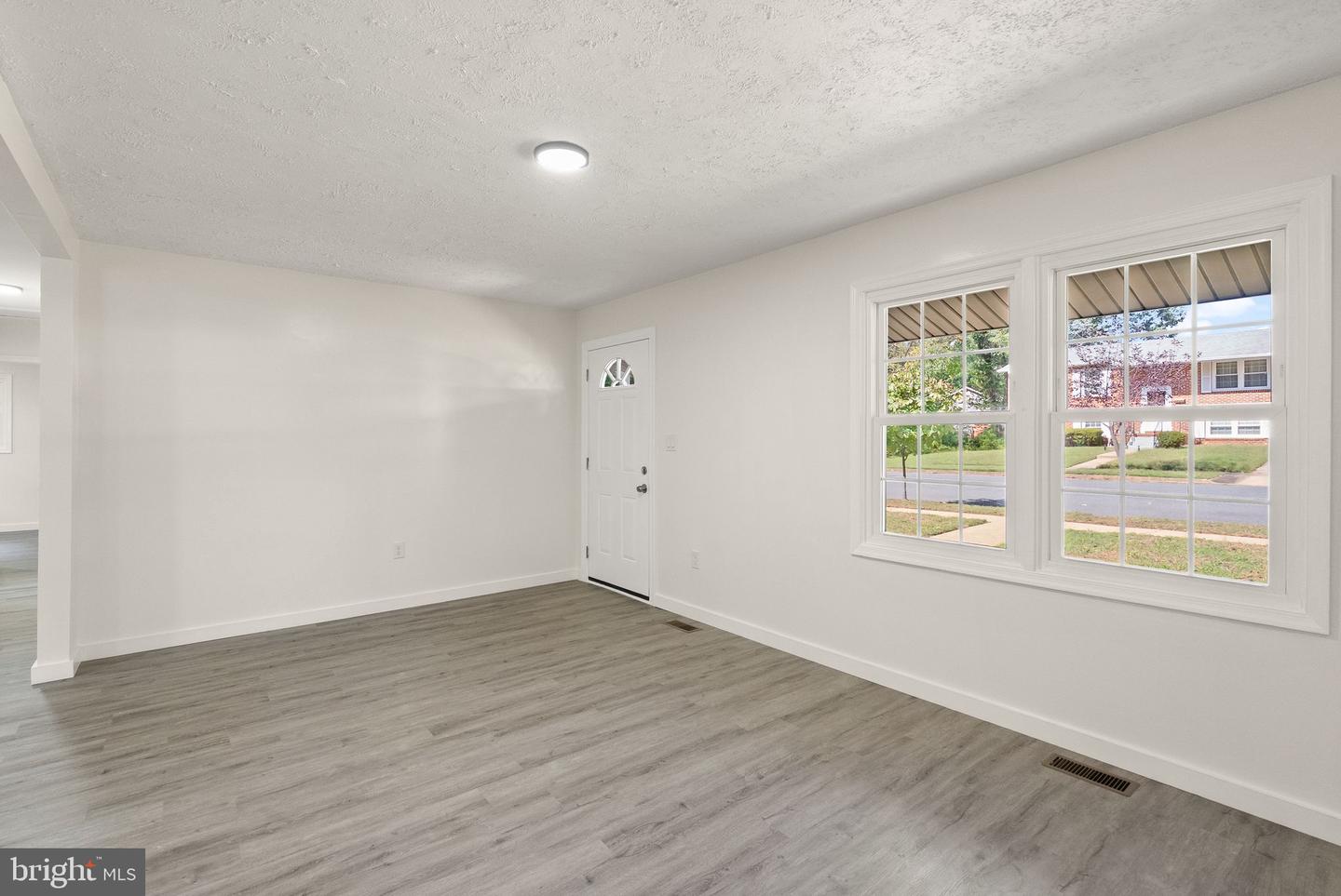 404 NEWELL ST, FREDERICKSBURG, Virginia 22401, 3 Bedrooms Bedrooms, ,2 BathroomsBathrooms,Residential,For sale,404 NEWELL ST,VAFB2009048 MLS # VAFB2009048