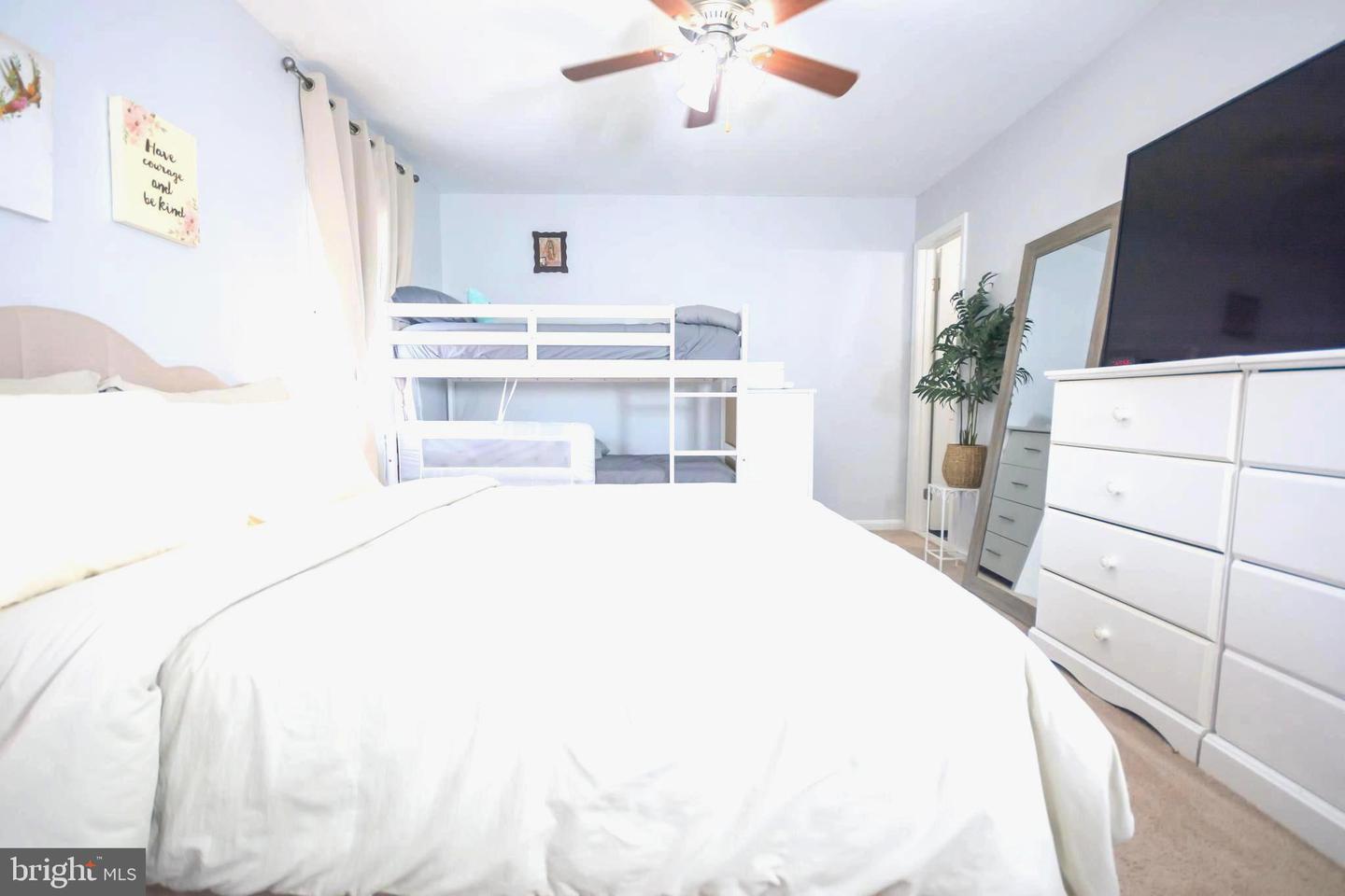 8385 IRONGATE WAY, MANASSAS, Virginia 20109, 3 Bedrooms Bedrooms, ,2 BathroomsBathrooms,Residential,For sale,8385 IRONGATE WAY,VAPW2105208 MLS # VAPW2105208