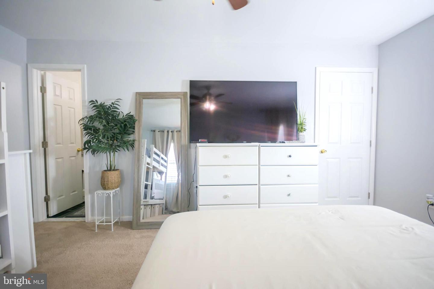 8385 IRONGATE WAY, MANASSAS, Virginia 20109, 3 Bedrooms Bedrooms, ,2 BathroomsBathrooms,Residential,For sale,8385 IRONGATE WAY,VAPW2105208 MLS # VAPW2105208