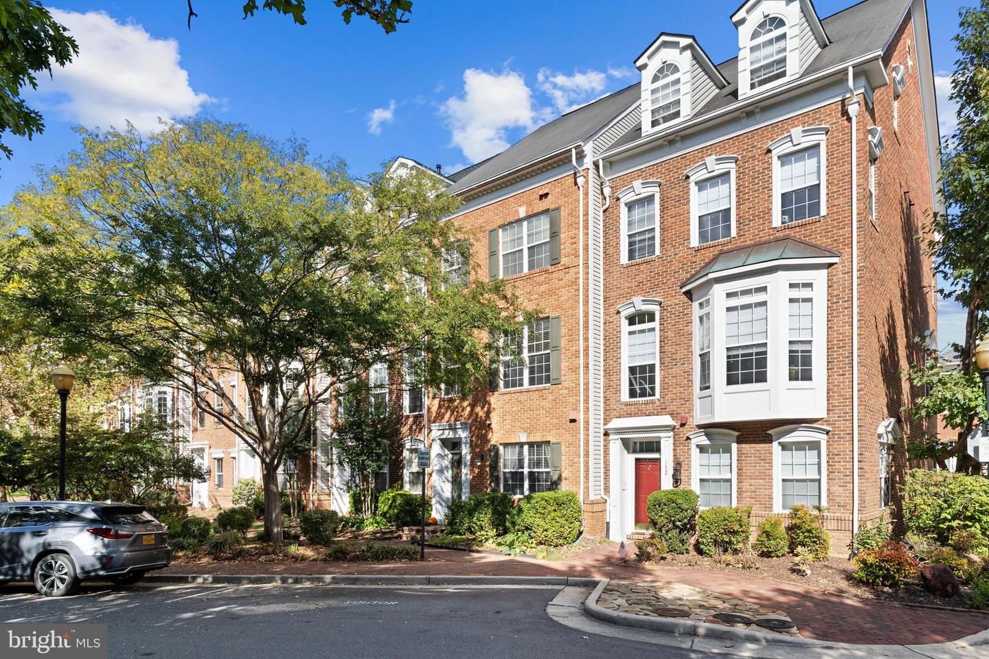 150 MARTIN LN, ALEXANDRIA, Virginia 22304, 2 Bedrooms Bedrooms, ,2 BathroomsBathrooms,Residential,For sale,150 MARTIN LN,VAAX2050414 MLS # VAAX2050414