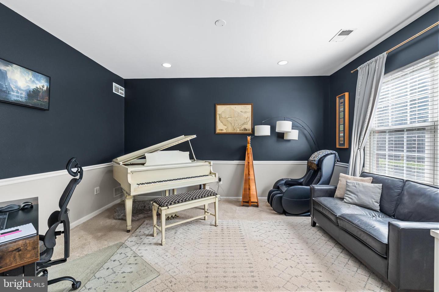 150 MARTIN LN, ALEXANDRIA, Virginia 22304, 2 Bedrooms Bedrooms, ,2 BathroomsBathrooms,Residential,For sale,150 MARTIN LN,VAAX2050414 MLS # VAAX2050414