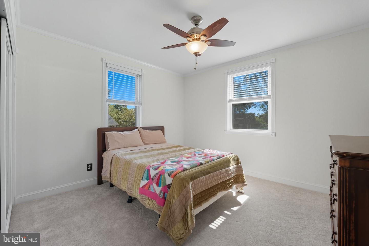 6812 CHESTNUT AVE, FALLS CHURCH, Virginia 22042, 5 Bedrooms Bedrooms, ,3 BathroomsBathrooms,Residential,For sale,6812 CHESTNUT AVE,VAFX2270266 MLS # VAFX2270266