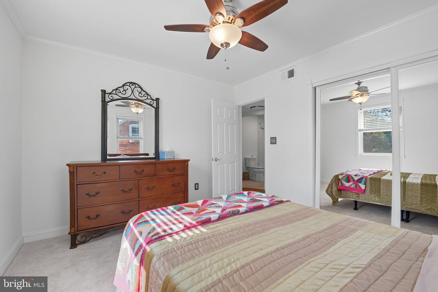 6812 CHESTNUT AVE, FALLS CHURCH, Virginia 22042, 5 Bedrooms Bedrooms, ,3 BathroomsBathrooms,Residential,For sale,6812 CHESTNUT AVE,VAFX2270266 MLS # VAFX2270266