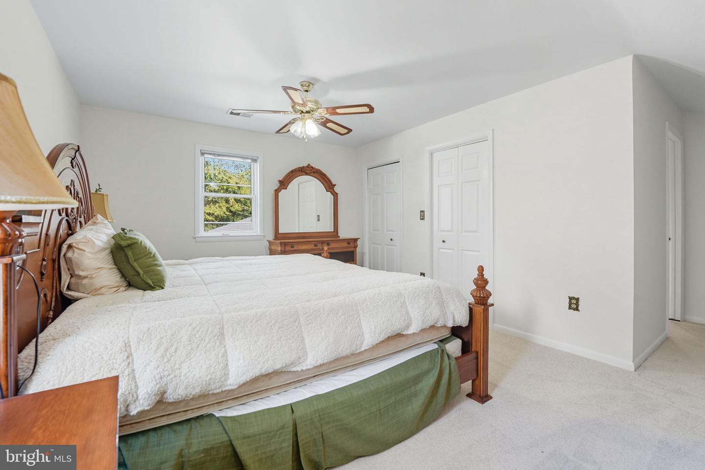 6812 CHESTNUT AVE, FALLS CHURCH, Virginia 22042, 5 Bedrooms Bedrooms, ,3 BathroomsBathrooms,Residential,For sale,6812 CHESTNUT AVE,VAFX2270266 MLS # VAFX2270266