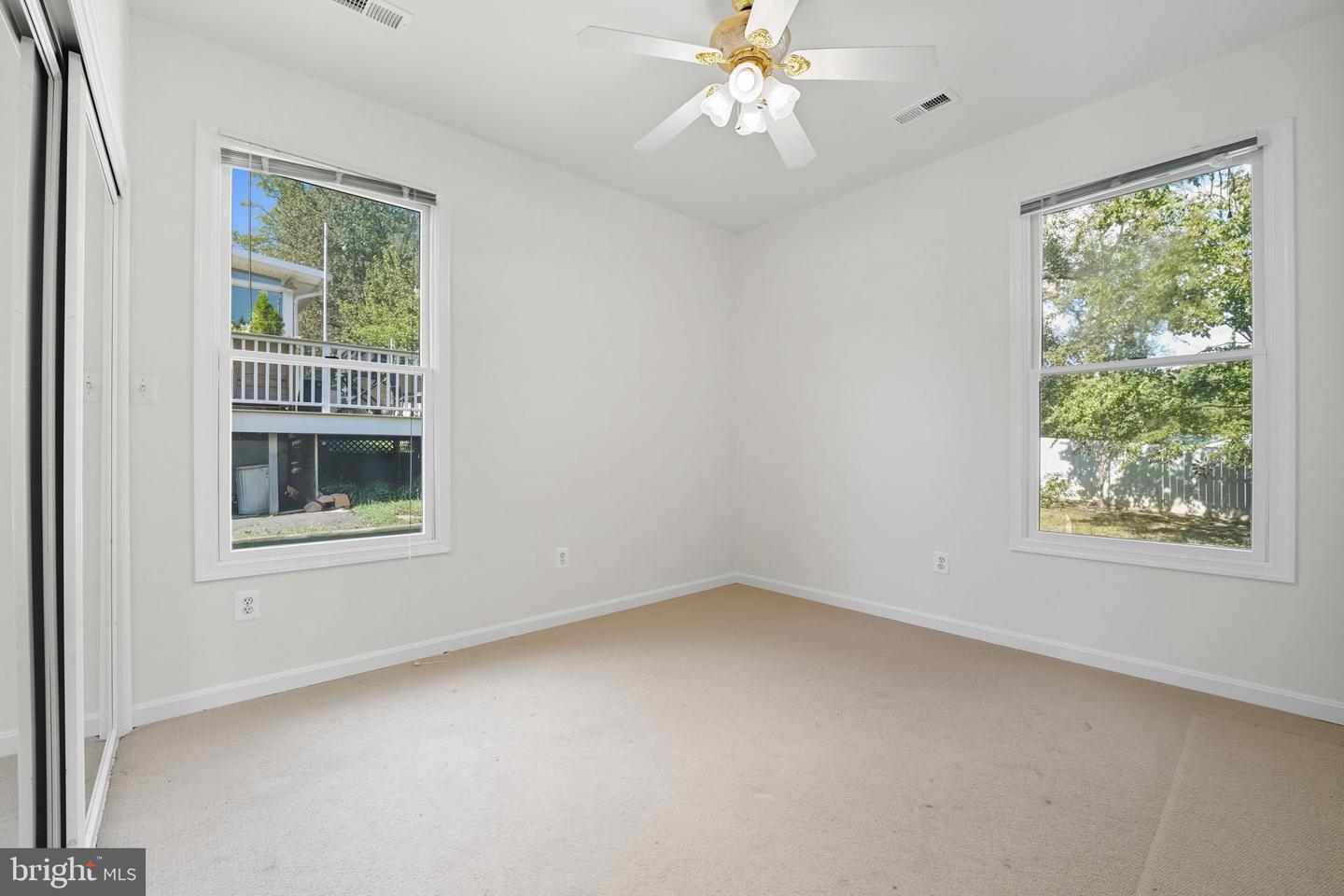 6812 CHESTNUT AVE, FALLS CHURCH, Virginia 22042, 5 Bedrooms Bedrooms, ,3 BathroomsBathrooms,Residential,For sale,6812 CHESTNUT AVE,VAFX2270266 MLS # VAFX2270266