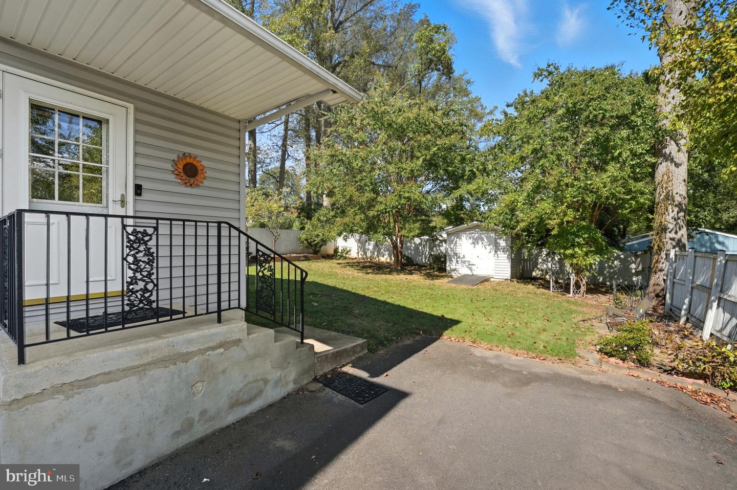 6812 CHESTNUT AVE, FALLS CHURCH, Virginia 22042, 5 Bedrooms Bedrooms, ,3 BathroomsBathrooms,Residential,For sale,6812 CHESTNUT AVE,VAFX2270266 MLS # VAFX2270266