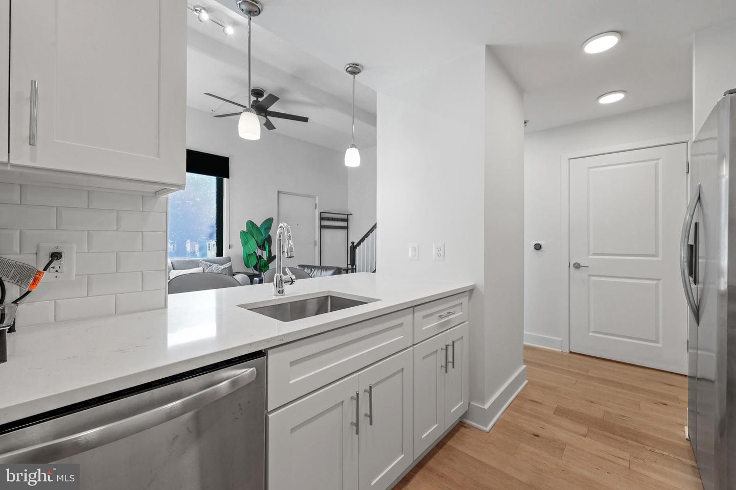 1504 N SCOTT ST #TH-2, ARLINGTON, Virginia 22209, 3 Bedrooms Bedrooms, ,1 BathroomBathrooms,Residential,For sale,1504 N SCOTT ST #TH-2,VAAR2064406 MLS # VAAR2064406
