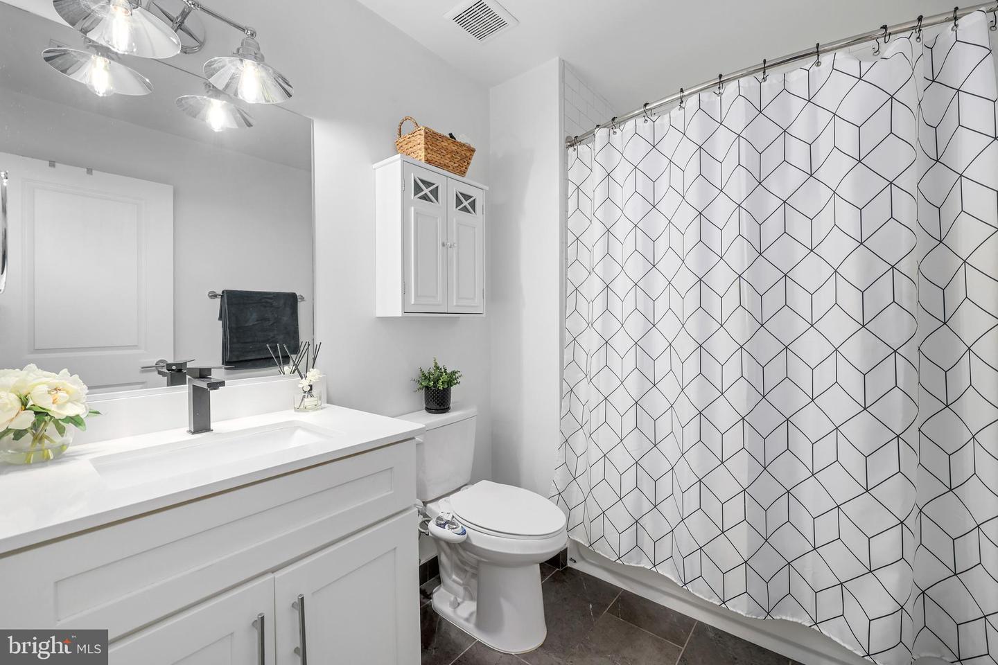 1504 N SCOTT ST #TH-2, ARLINGTON, Virginia 22209, 3 Bedrooms Bedrooms, ,1 BathroomBathrooms,Residential,For sale,1504 N SCOTT ST #TH-2,VAAR2064406 MLS # VAAR2064406