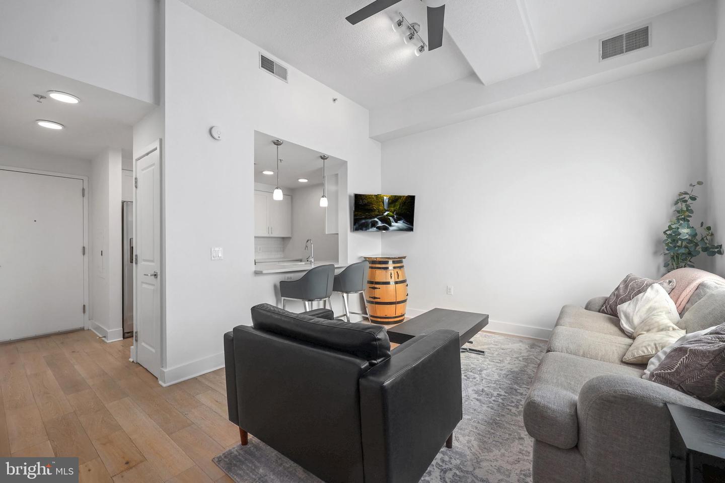 1504 N SCOTT ST #TH-2, ARLINGTON, Virginia 22209, 3 Bedrooms Bedrooms, ,1 BathroomBathrooms,Residential,For sale,1504 N SCOTT ST #TH-2,VAAR2064406 MLS # VAAR2064406