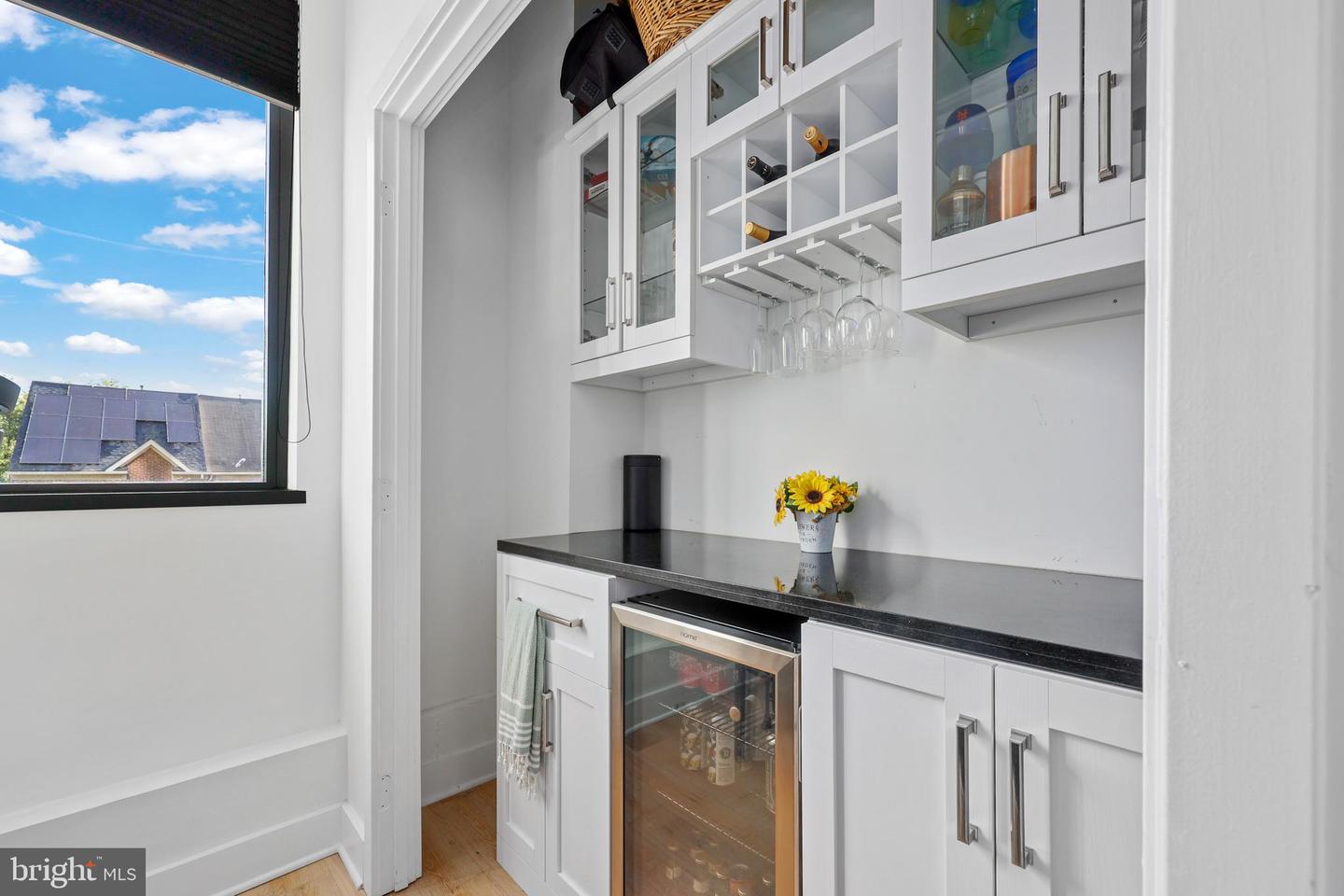 1504 N SCOTT ST #TH-2, ARLINGTON, Virginia 22209, 3 Bedrooms Bedrooms, ,1 BathroomBathrooms,Residential,For sale,1504 N SCOTT ST #TH-2,VAAR2064406 MLS # VAAR2064406
