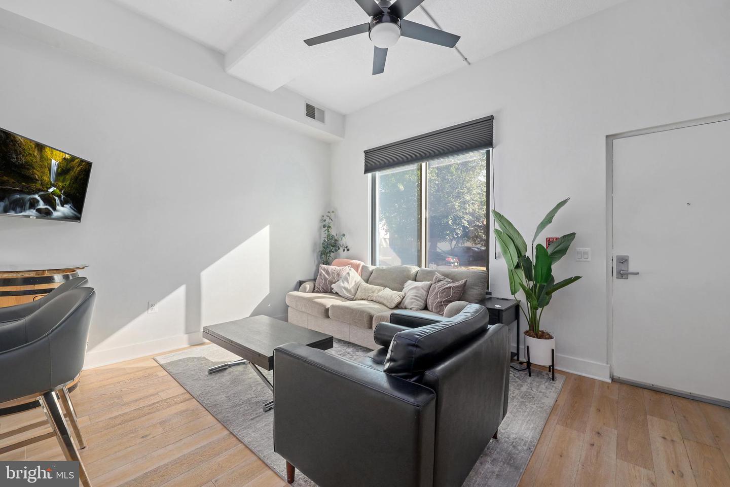 1504 N SCOTT ST #TH-2, ARLINGTON, Virginia 22209, 3 Bedrooms Bedrooms, ,1 BathroomBathrooms,Residential,For sale,1504 N SCOTT ST #TH-2,VAAR2064406 MLS # VAAR2064406