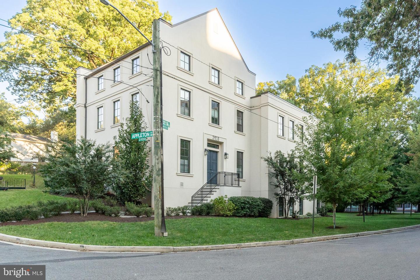 3128 APPLETON ST NW, WASHINGTON, District Of Columbia 20008, 6 Bedrooms Bedrooms, ,6 BathroomsBathrooms,Residential,For sale,3128 APPLETON ST NW,DCDC2225148 MLS # DCDC2225148