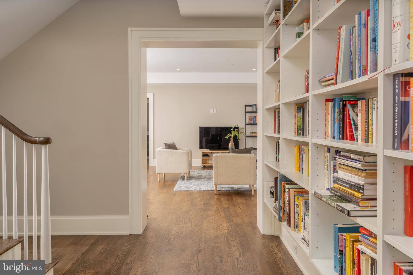 3128 APPLETON ST NW, WASHINGTON, District Of Columbia 20008, 6 Bedrooms Bedrooms, ,6 BathroomsBathrooms,Residential,For sale,3128 APPLETON ST NW,DCDC2225148 MLS # DCDC2225148