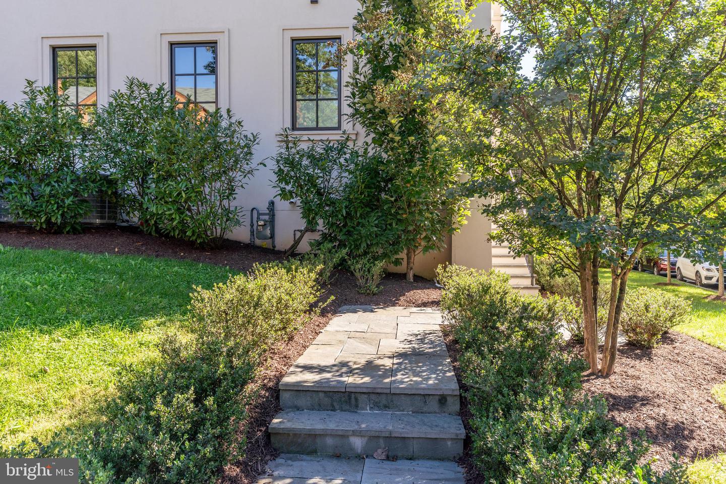 3128 APPLETON ST NW, WASHINGTON, District Of Columbia 20008, 6 Bedrooms Bedrooms, ,6 BathroomsBathrooms,Residential,For sale,3128 APPLETON ST NW,DCDC2225148 MLS # DCDC2225148
