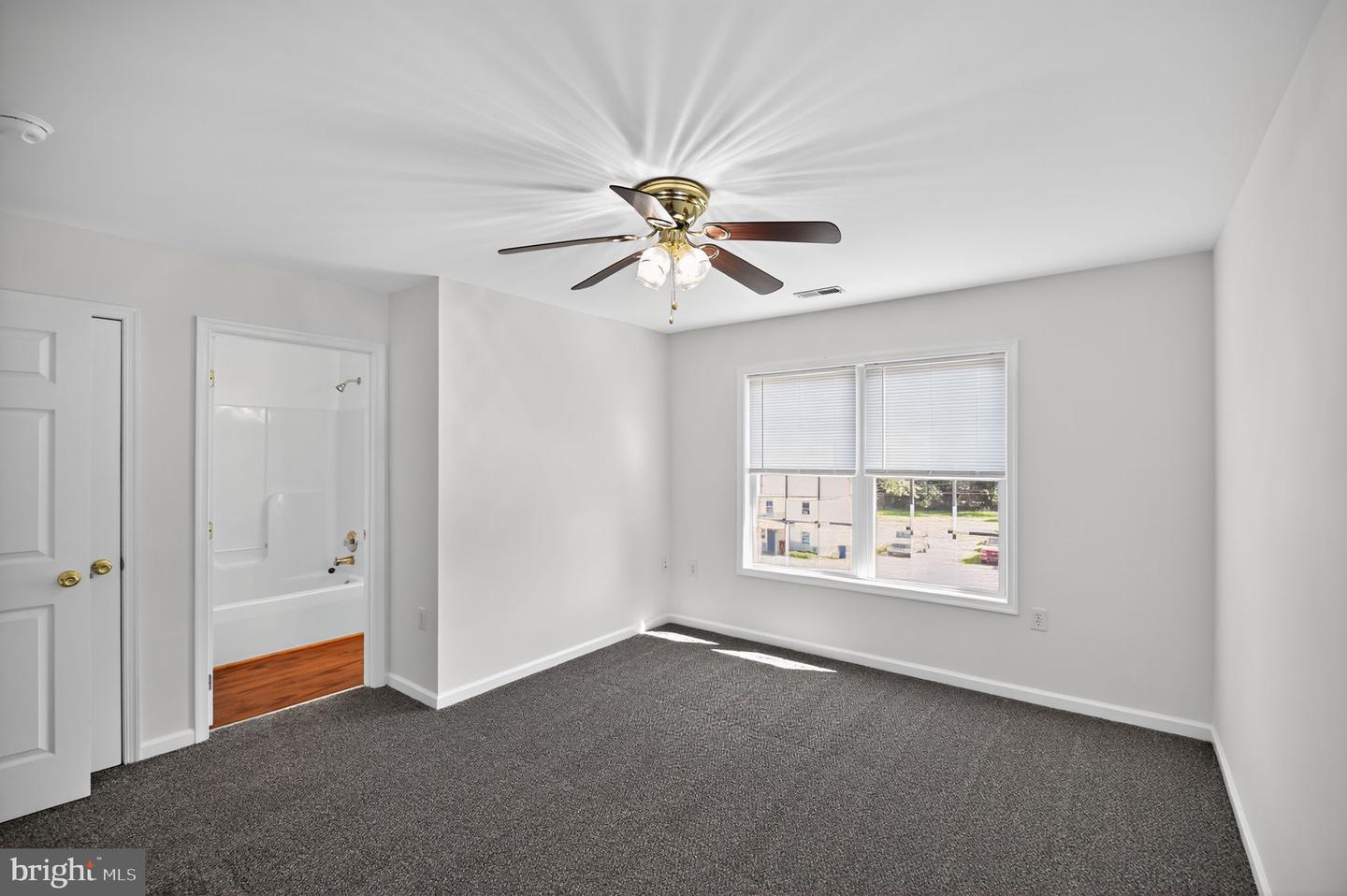 427 HILL ST, FRONT ROYAL, Virginia 22630, 3 Bedrooms Bedrooms, ,3 BathroomsBathrooms,Residential,For sale,427 HILL ST,VAWR2012462 MLS # VAWR2012462