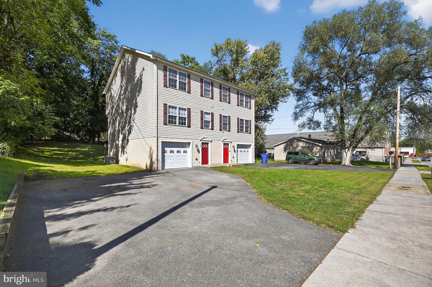 427 HILL ST, FRONT ROYAL, Virginia 22630, 3 Bedrooms Bedrooms, ,3 BathroomsBathrooms,Residential,For sale,427 HILL ST,VAWR2012462 MLS # VAWR2012462