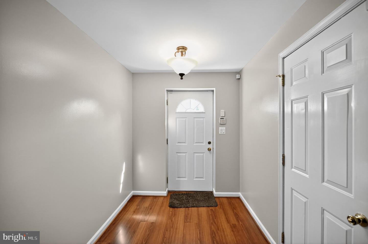 427 HILL ST, FRONT ROYAL, Virginia 22630, 3 Bedrooms Bedrooms, ,3 BathroomsBathrooms,Residential,For sale,427 HILL ST,VAWR2012462 MLS # VAWR2012462