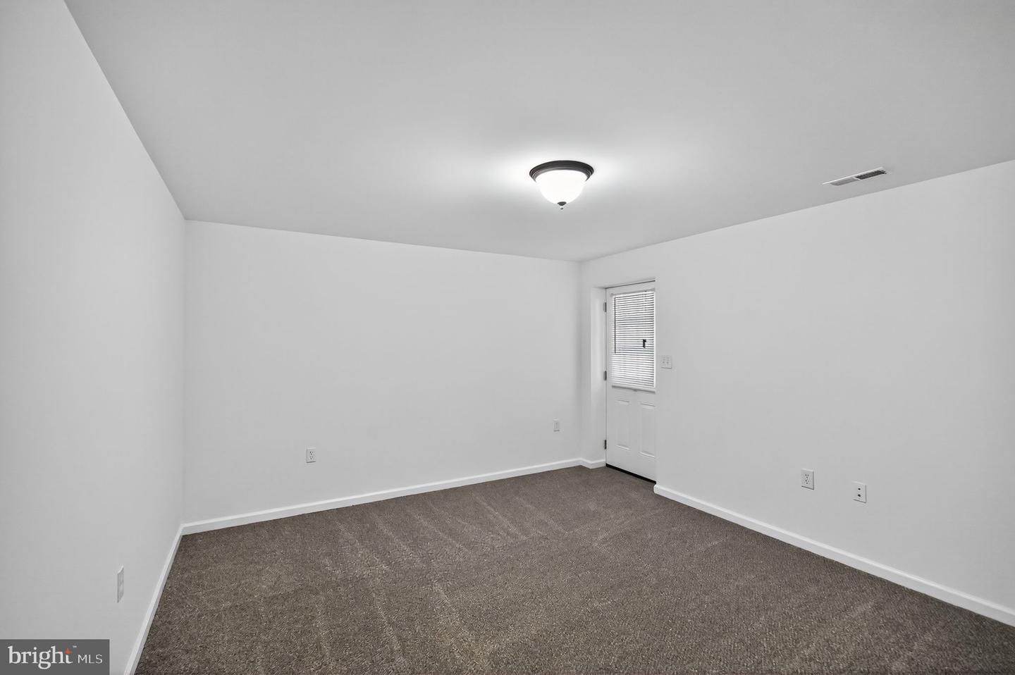 427 HILL ST, FRONT ROYAL, Virginia 22630, 3 Bedrooms Bedrooms, ,3 BathroomsBathrooms,Residential,For sale,427 HILL ST,VAWR2012462 MLS # VAWR2012462