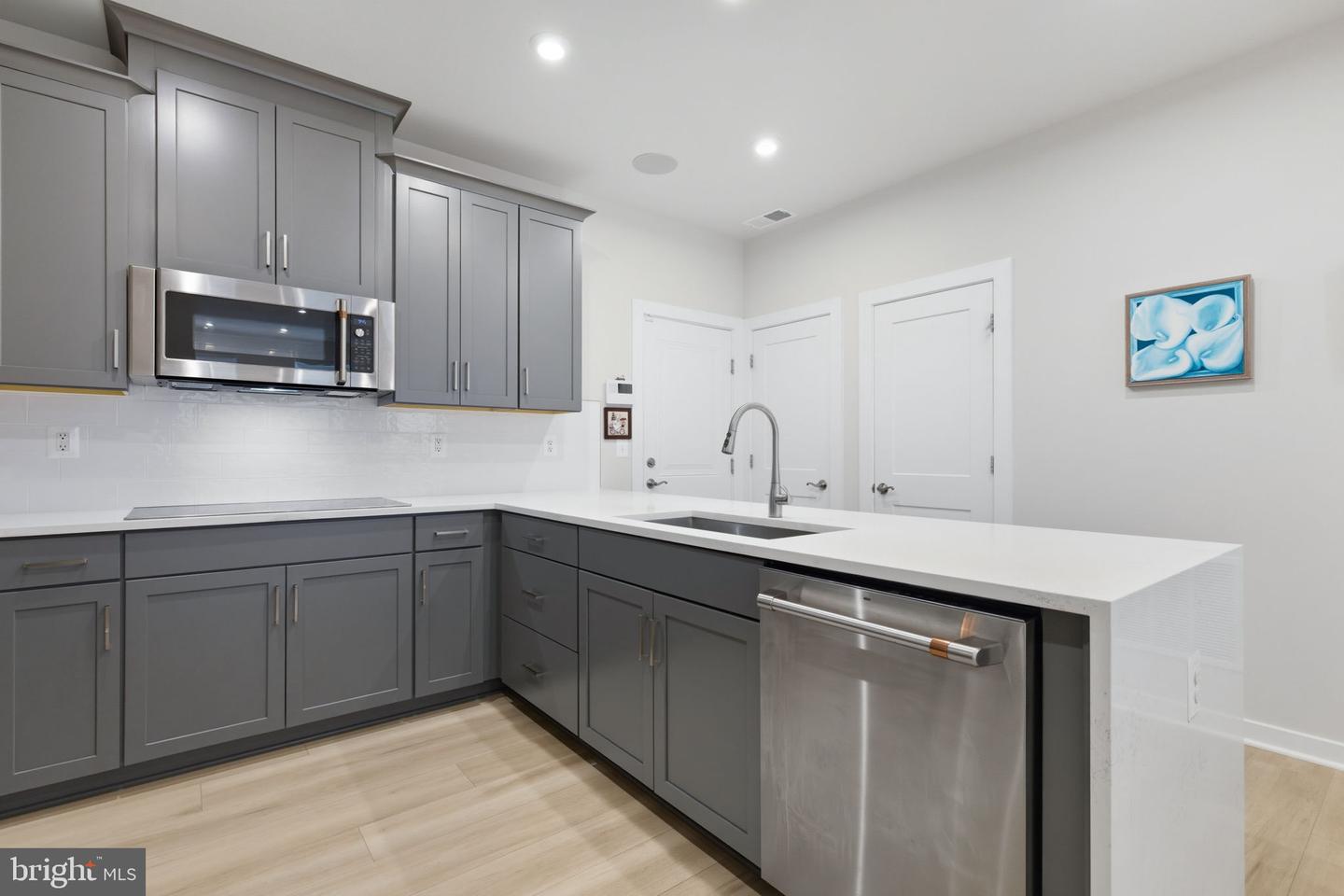 44531 WOLFHOUND SQ, ASHBURN, Virginia 20147, 2 Bedrooms Bedrooms, ,2 BathroomsBathrooms,Residential,For sale,44531 WOLFHOUND SQ,VALO2108078 MLS # VALO2108078