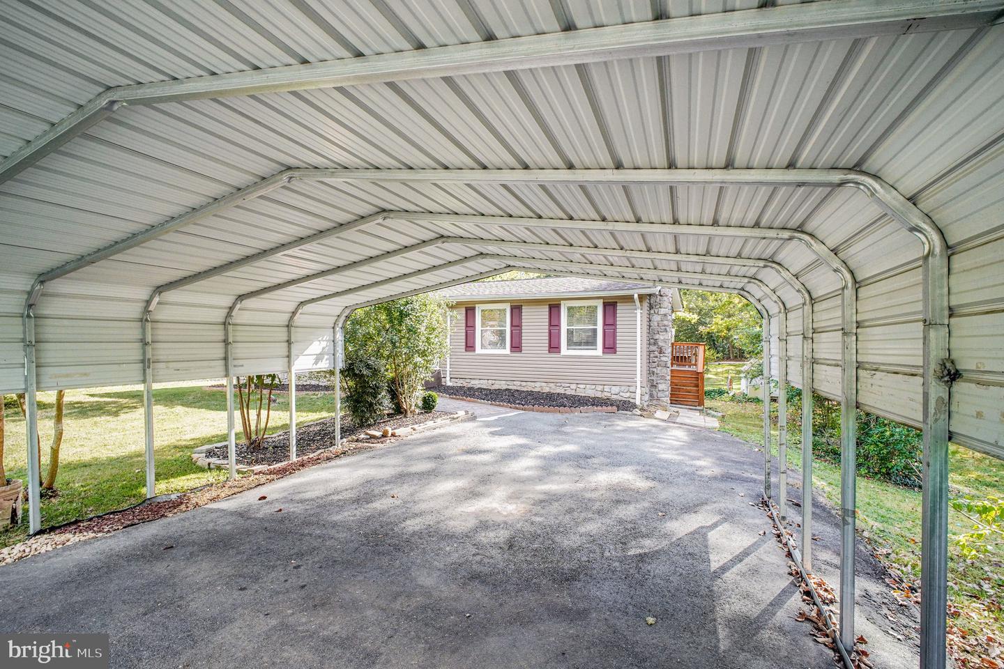 2 DAVID CT, STAFFORD, Virginia 22554, 3 Bedrooms Bedrooms, ,2 BathroomsBathrooms,Residential,For sale,2 DAVID CT,VAST2043216 MLS # VAST2043216