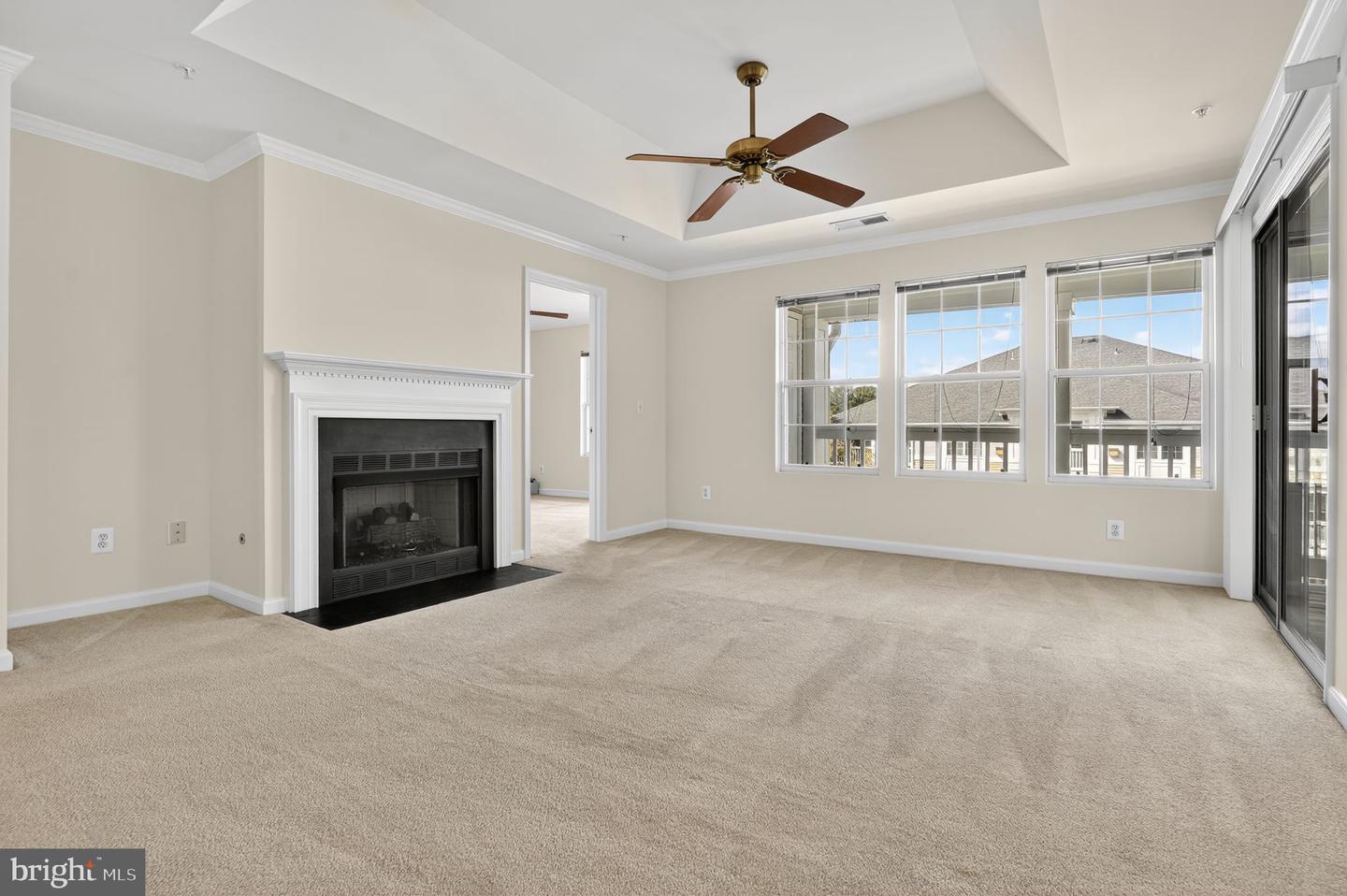 14151 CUDDY LOOP #301, WOODBRIDGE, Virginia 22193, 2 Bedrooms Bedrooms, ,2 BathroomsBathrooms,Residential,For sale,14151 CUDDY LOOP #301,VAPW2105292 MLS # VAPW2105292