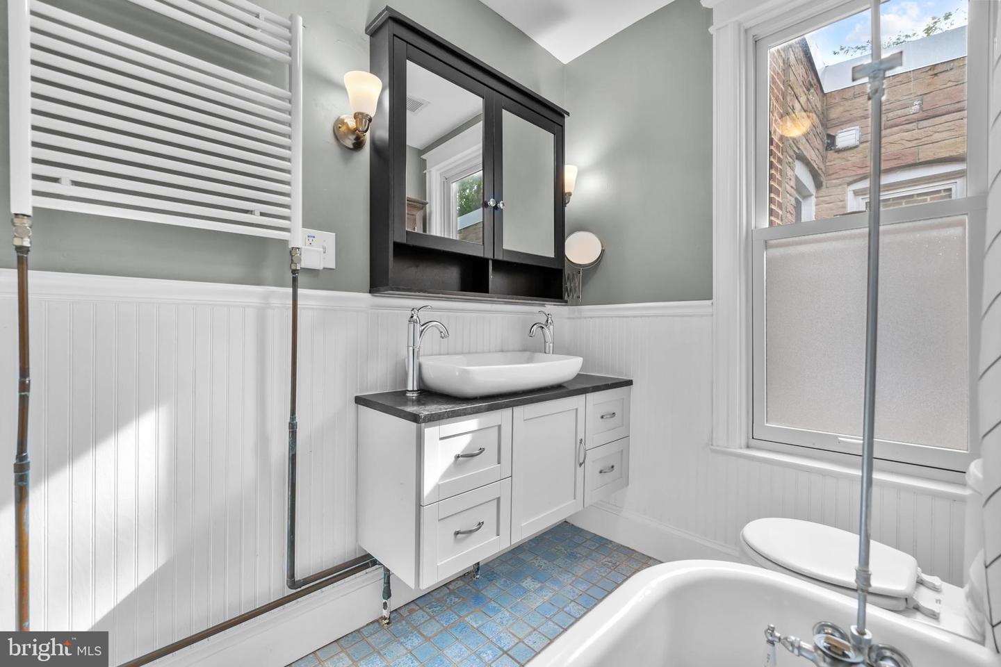 1004 MONROE ST NW, WASHINGTON, District Of Columbia 20010, 3 Bedrooms Bedrooms, ,2 BathroomsBathrooms,Residential,For sale,1004 MONROE ST NW,DCDC2225218 MLS # DCDC2225218
