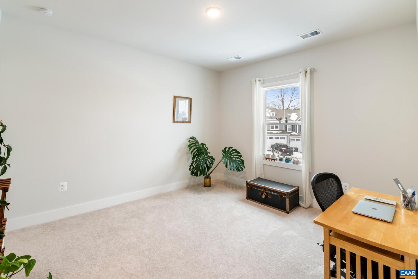 1906 FLORA CT, CHARLOTTESVILLE, Virginia 22911, 3 Bedrooms Bedrooms, ,2 BathroomsBathrooms,Residential,For sale,1906 FLORA CT,669601 MLS # 669601 1906 FLORA CT, CHARLOTTESVILLE, Virginia 22911, 3 Bedrooms Bedrooms, ,2 BathroomsBathrooms,Residential,For sale,1906 FLORA CT,669601 MLS # 669601