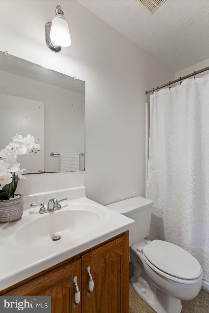 14005-C GRUMBLE JONES CT, CENTREVILLE, Virginia 20121, 2 Bedrooms Bedrooms, ,2 BathroomsBathrooms,Residential,For sale,14005-C GRUMBLE JONES CT,VAFX2272056 MLS # VAFX2272056