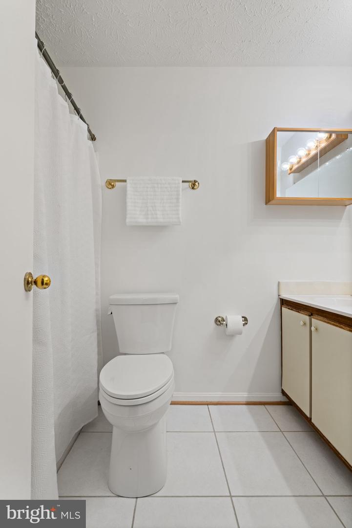 14005-C GRUMBLE JONES CT, CENTREVILLE, Virginia 20121, 2 Bedrooms Bedrooms, ,2 BathroomsBathrooms,Residential,For sale,14005-C GRUMBLE JONES CT,VAFX2272056 MLS # VAFX2272056