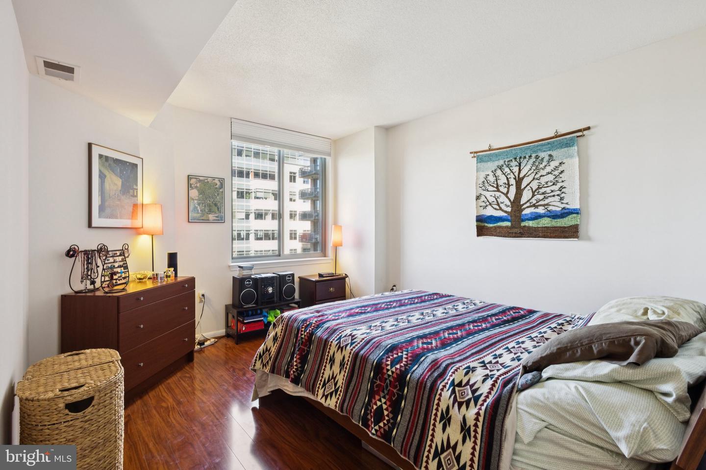 851 N GLEBE RD N #904, ARLINGTON, Virginia 22203, 2 Bedrooms Bedrooms, ,2 BathroomsBathrooms,Residential,For sale,851 N GLEBE RD N #904,VAAR2064502 MLS # VAAR2064502