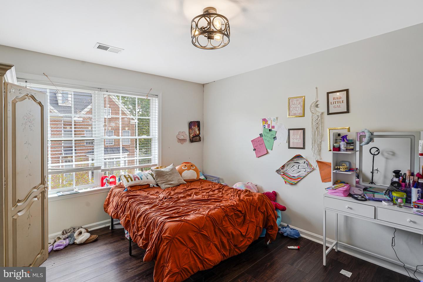 20377 COTTSWOLD TER #73, STERLING, Virginia 20165, 3 Bedrooms Bedrooms, ,2 BathroomsBathrooms,Residential,For sale,20377 COTTSWOLD TER #73,VALO2108266 MLS # VALO2108266