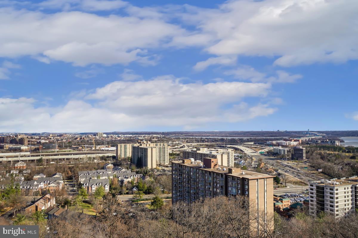 5903 MOUNT EAGLE DR #1612, ALEXANDRIA, Virginia 22303, 2 Bedrooms Bedrooms, 6 Rooms Rooms,1 BathroomBathrooms,Residential,For sale,5903 MOUNT EAGLE DR #1612,VAFX2272742 MLS # VAFX2272742