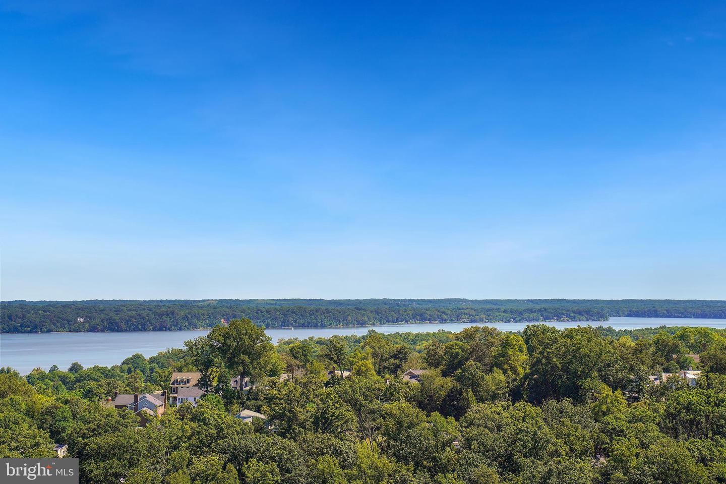 5903 MOUNT EAGLE DR #1612, ALEXANDRIA, Virginia 22303, 2 Bedrooms Bedrooms, 6 Rooms Rooms,1 BathroomBathrooms,Residential,For sale,5903 MOUNT EAGLE DR #1612,VAFX2272742 MLS # VAFX2272742
