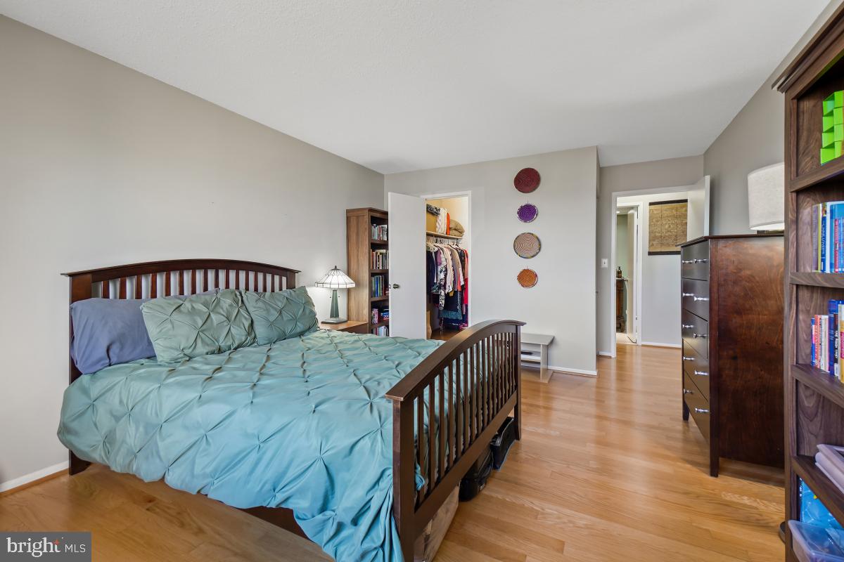 5903 MOUNT EAGLE DR #1612, ALEXANDRIA, Virginia 22303, 2 Bedrooms Bedrooms, 6 Rooms Rooms,1 BathroomBathrooms,Residential,For sale,5903 MOUNT EAGLE DR #1612,VAFX2272742 MLS # VAFX2272742