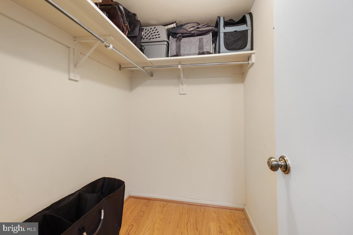 5903 MOUNT EAGLE DR #1612, ALEXANDRIA, Virginia 22303, 2 Bedrooms Bedrooms, 6 Rooms Rooms,1 BathroomBathrooms,Residential,For sale,5903 MOUNT EAGLE DR #1612,VAFX2272742 MLS # VAFX2272742