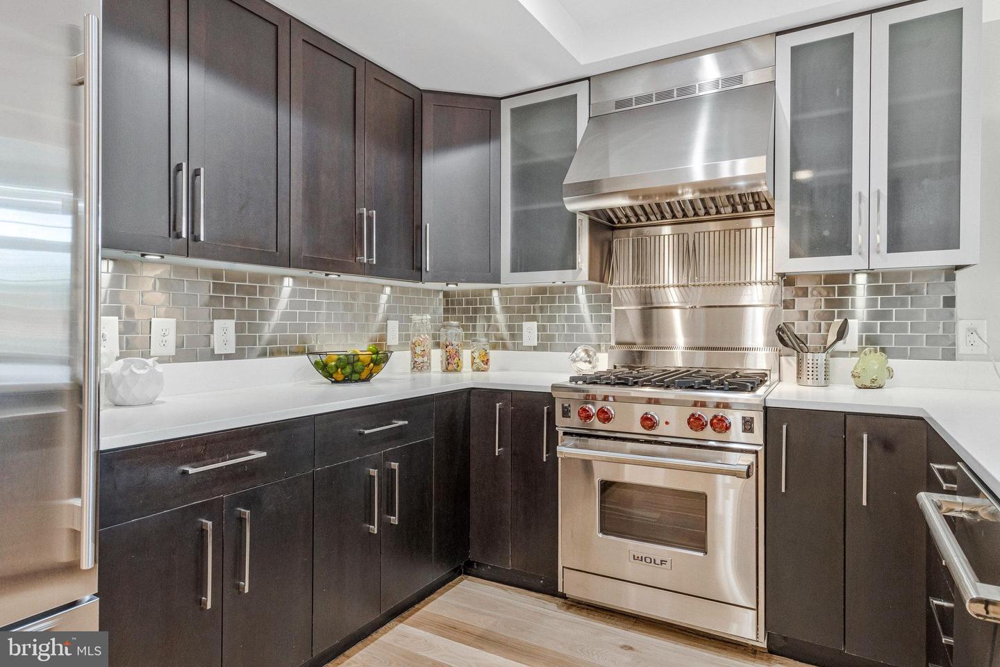 1610 N QUEEN ST #211, ARLINGTON, Virginia 22209, 2 Bedrooms Bedrooms, ,2 BathroomsBathrooms,Residential,For sale,1610 N QUEEN ST #211,VAAR2064562 MLS # VAAR2064562