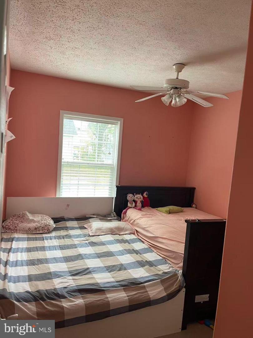 14640 LUFTHANSA CIR, CHANTILLY, Virginia 20151, 2 Bedrooms Bedrooms, 10 Rooms Rooms,2 BathroomsBathrooms,Residential,For sale,14640 LUFTHANSA CIR,VAFX2273116 MLS # VAFX2273116