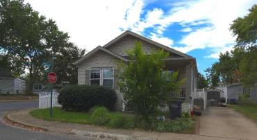 14640 LUFTHANSA CIR, CHANTILLY, Virginia 20151, 2 Bedrooms Bedrooms, 10 Rooms Rooms,2 BathroomsBathrooms,Residential,For sale,14640 LUFTHANSA CIR,VAFX2273116 MLS # VAFX2273116