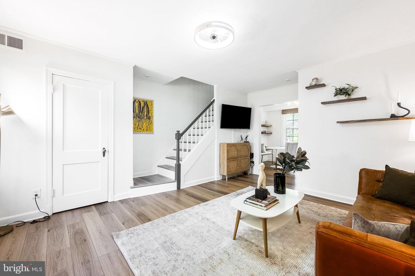 1401 S EDGEWOOD ST #485, ARLINGTON, Virginia 22204, 2 Bedrooms Bedrooms, ,1 BathroomBathrooms,Residential,For sale,1401 S EDGEWOOD ST #485,VAAR2064656 MLS # VAAR2064656