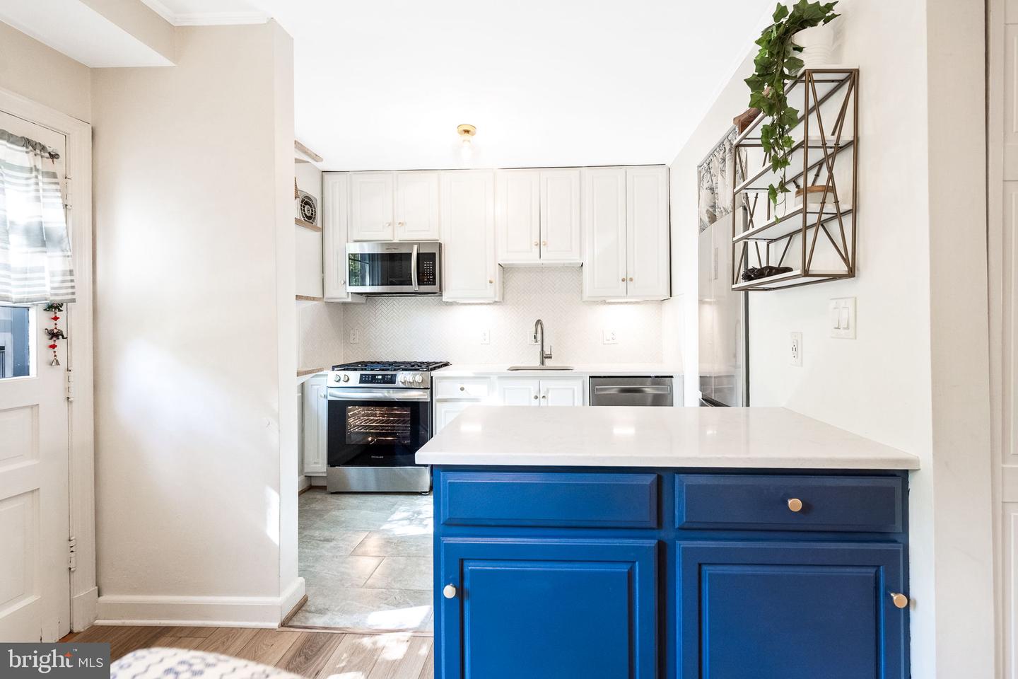 1401 S EDGEWOOD ST #485, ARLINGTON, Virginia 22204, 2 Bedrooms Bedrooms, ,1 BathroomBathrooms,Residential,For sale,1401 S EDGEWOOD ST #485,VAAR2064656 MLS # VAAR2064656