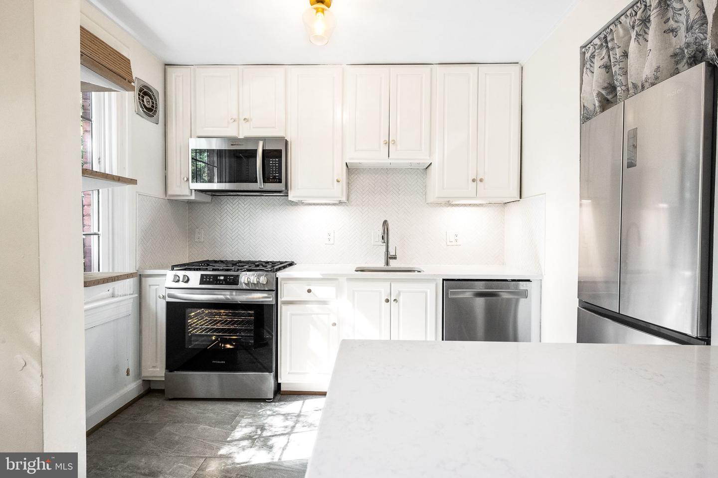 1401 S EDGEWOOD ST #485, ARLINGTON, Virginia 22204, 2 Bedrooms Bedrooms, ,1 BathroomBathrooms,Residential,For sale,1401 S EDGEWOOD ST #485,VAAR2064656 MLS # VAAR2064656